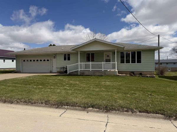 705 S Egbert Street, Monona, IA 52159
