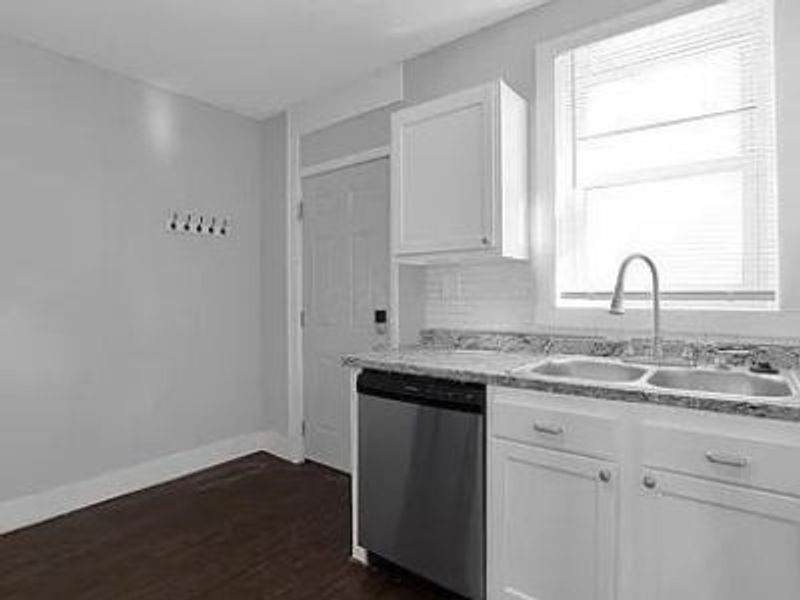 816 Wager Street, Columbus, OH 43206 Photo 9