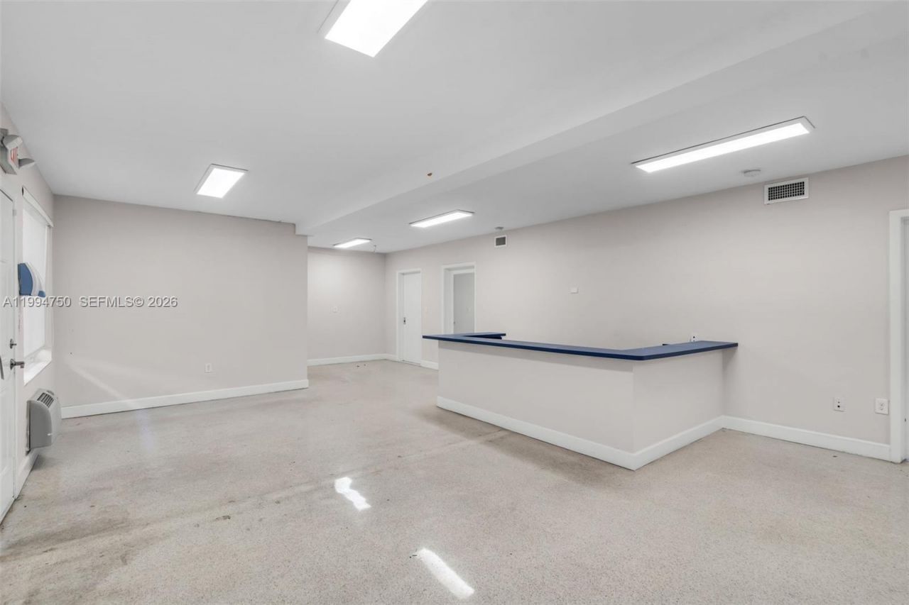 1214 Alton Rd, Miami Beach, FL 33139 Photo