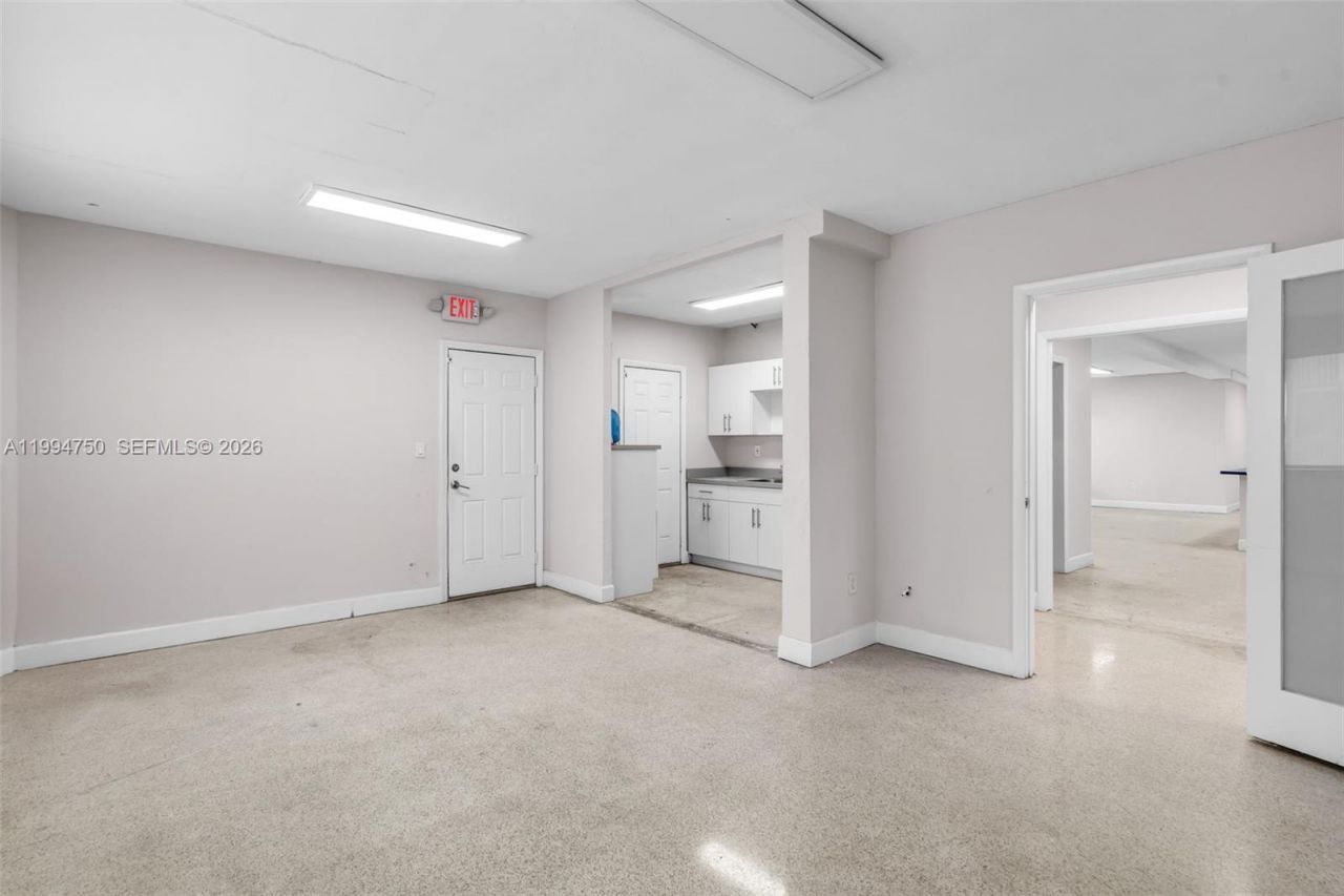 1214 Alton Rd, Miami Beach, FL 33139 Photo