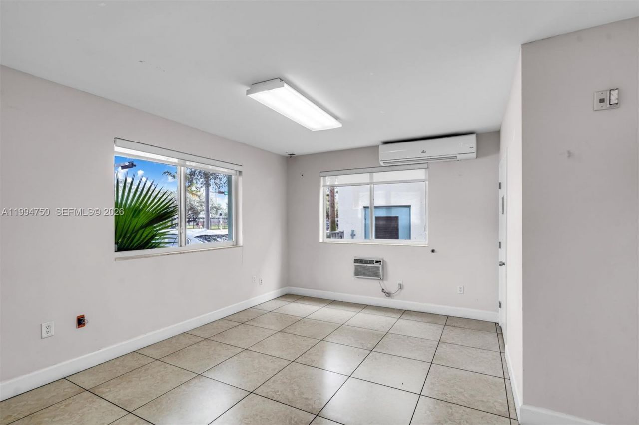 1214 Alton Rd, Miami Beach, FL 33139 Photo
