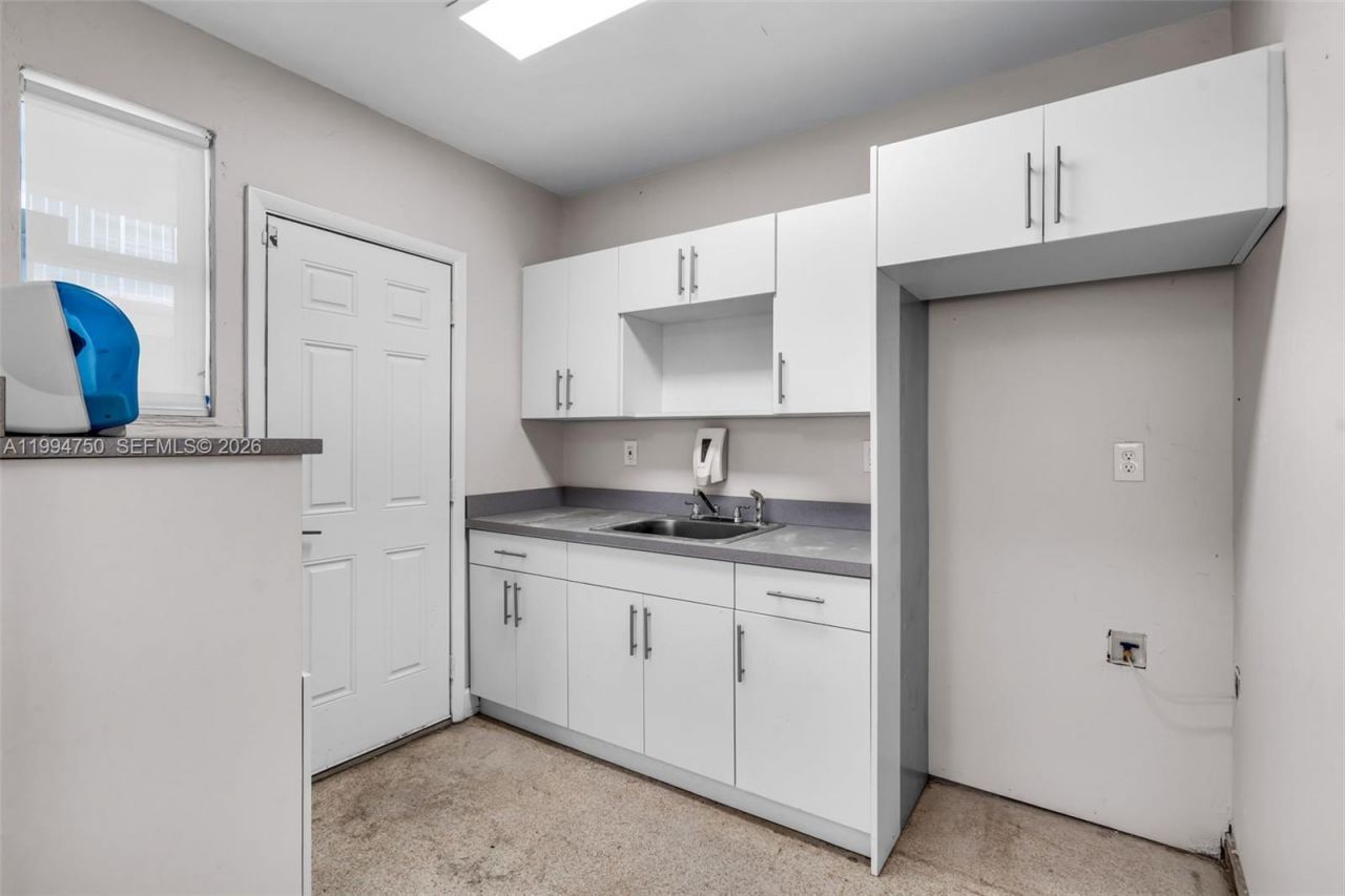 1214 Alton Rd, Miami Beach, FL 33139 Photo