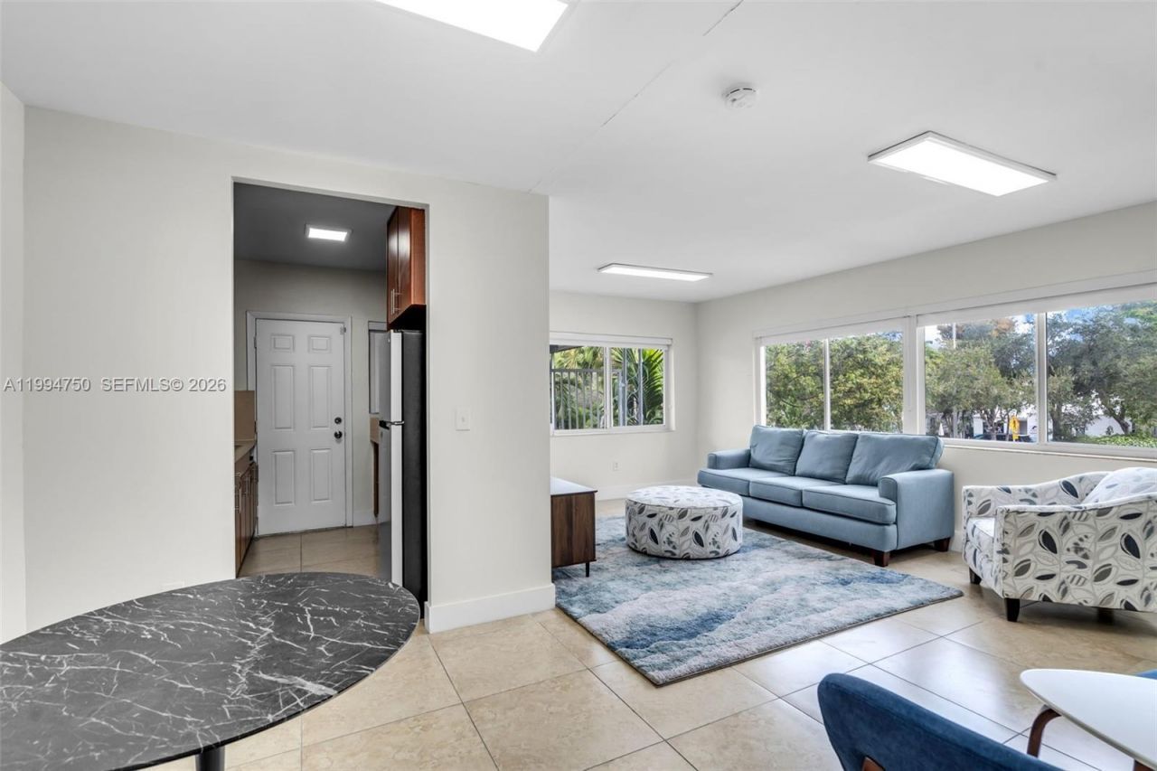 1214 Alton Rd, Miami Beach, FL 33139 Photo