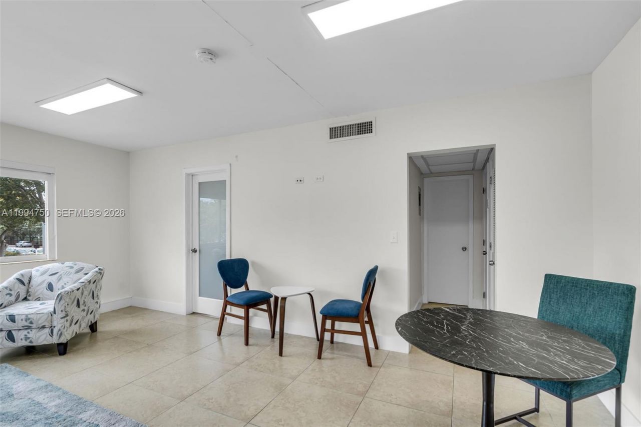 1214 Alton Rd, Miami Beach, FL 33139 Photo