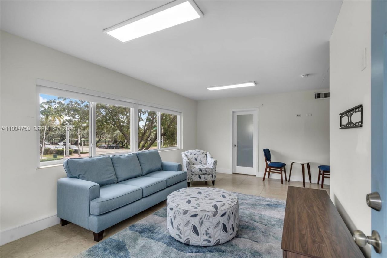 1214 Alton Rd, Miami Beach, FL 33139 Photo