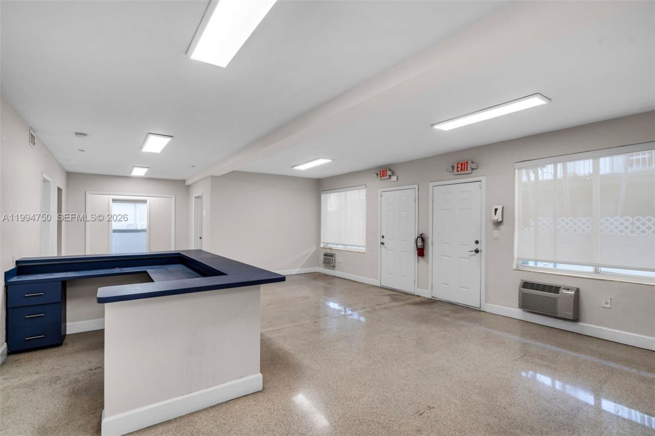 1214 Alton Rd, Miami Beach, FL 33139 Photo