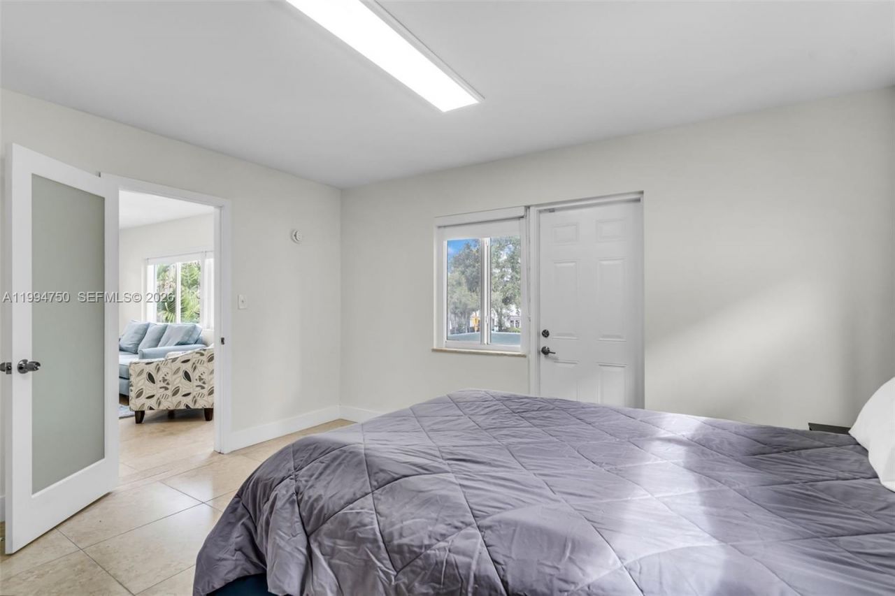 1214 Alton Rd, Miami Beach, FL 33139 Photo