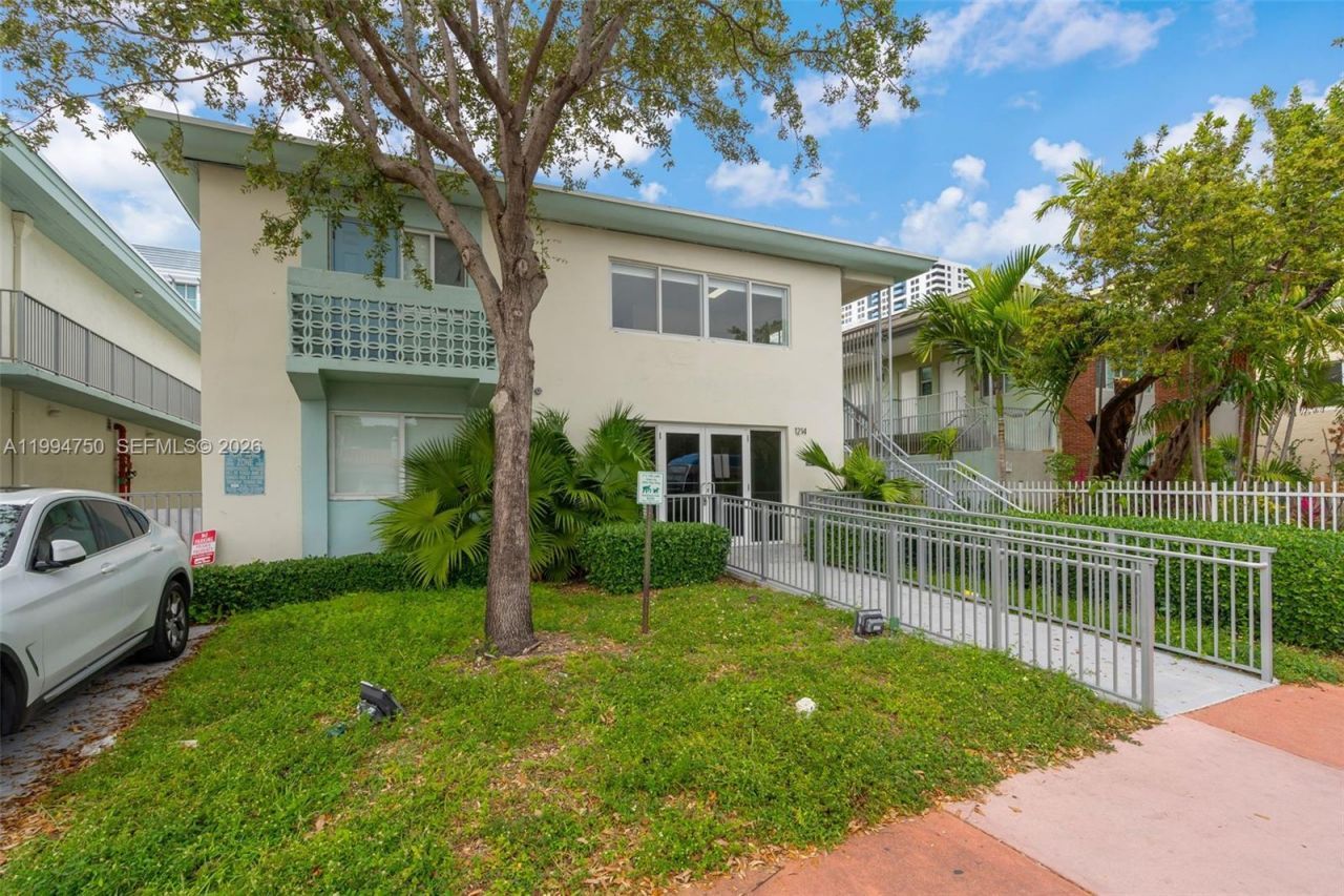 1214 Alton Rd, Miami Beach, FL 33139 Photo