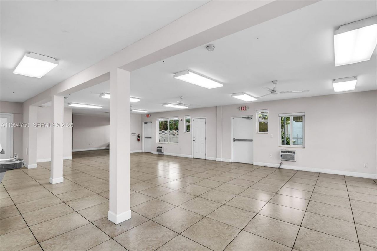 1214 Alton Rd, Miami Beach, FL 33139 Photo