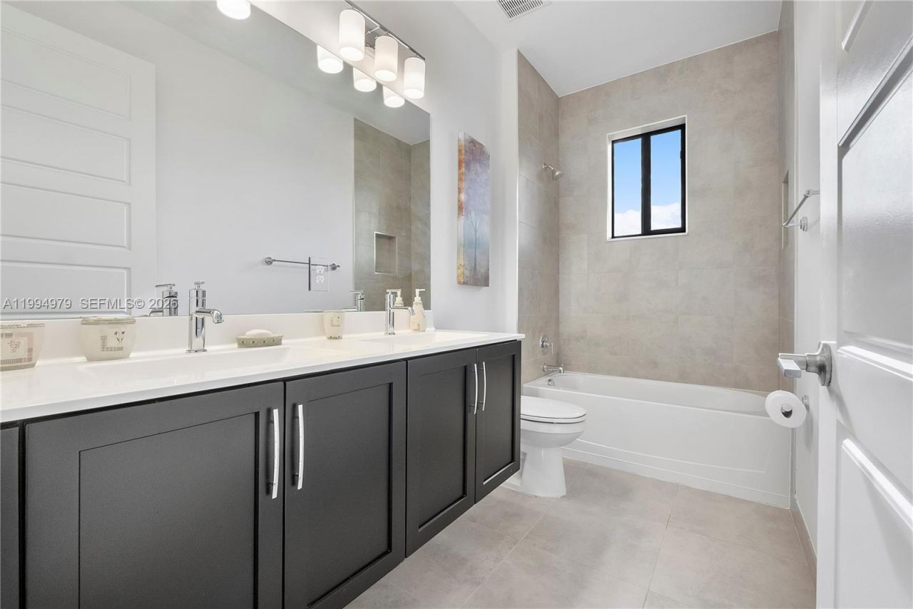 10585 Cobalt Ct , Parkland, FL 33076 Photo