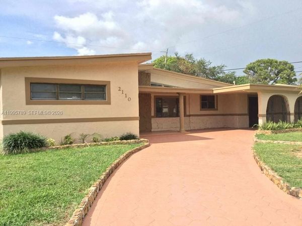 2110 NW 185th Ter , Miami Gardens, FL 33056