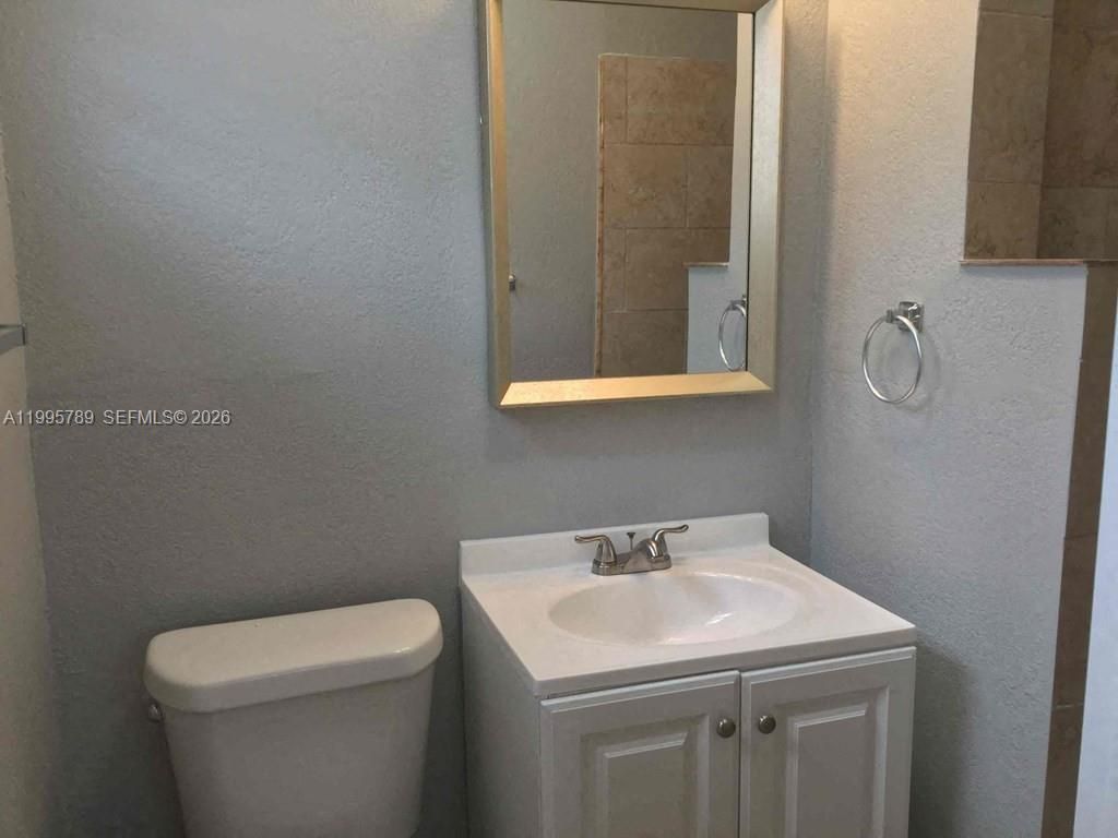 2110 NW 185th Ter, Miami Gardens, FL 33056 Photo