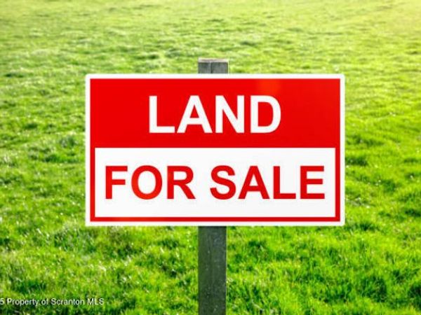 Rear Rose Street, Blakely, PA 18452