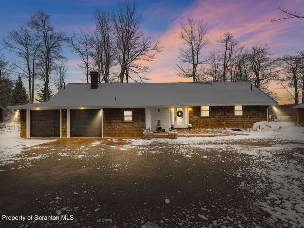 1224 Pocono Drive, Gouldsboro, PA 18424