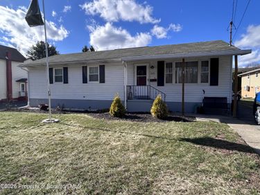 925 Lackawanna Avenue , Mayfield, PA 18433