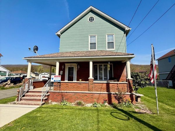 727 Lackawanna Avenue, Mayfield, PA 18433