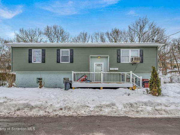 1114 Springbrook Avenue, Unit REAR, Moosic, PA 18507