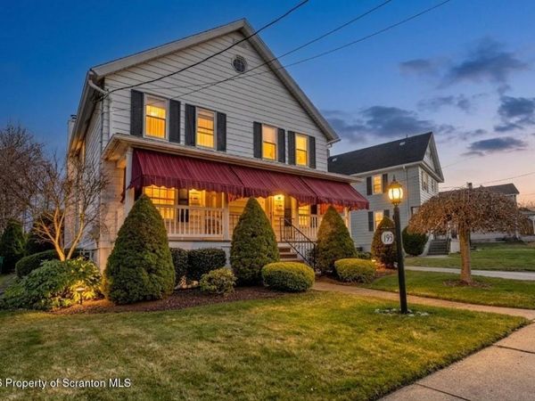 195 Constitution Avenue, Jessup, PA 18434