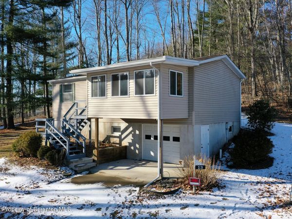 13 Hillside Drive Drive, Nicholson, PA 18446