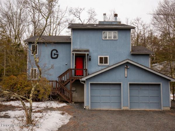 1290 Brookfield Road, Lake Ariel, PA 18436