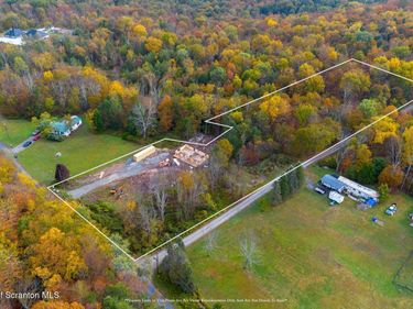 344 Burns Road , Waymart, PA 18472