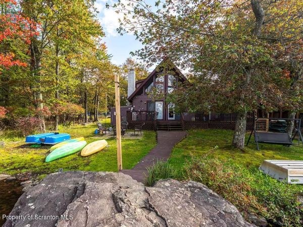 1455 Waterfront Drive, Tobyhanna, PA 18466