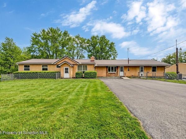 1560 RESERVOIR ROAD, Madison Twp, PA 18444
