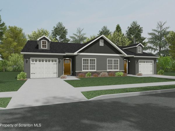 410 Rockledge Drive, Pittston TWP, PA 18640