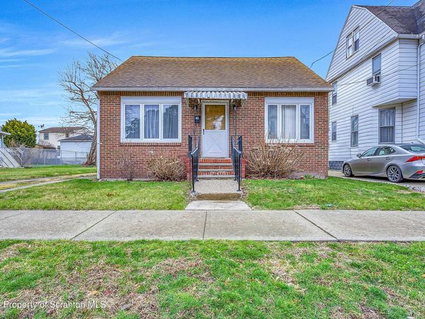 31 Edison Street, Wilkes-Barre, PA 18702