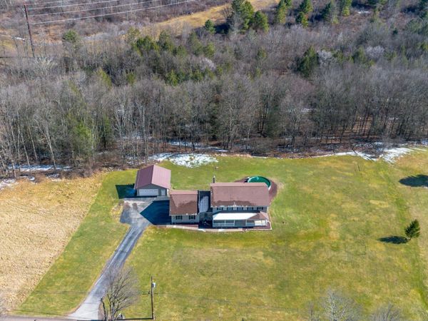 58 Davison Road, Dalton, PA 18414