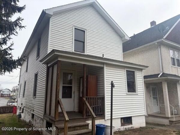 631 Mary Street, Dickson City, PA 18519