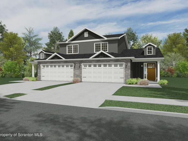 422 Rockledge Drive, Pittston TWP, PA 18640