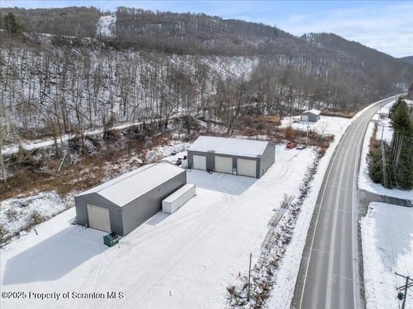 1764 State Route 11, Nicholson, PA 18446
