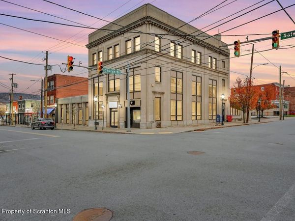 67 Salem Avenue, Carbondale, PA 18407