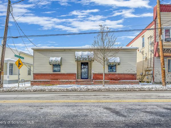 503 Washington Avenue, Jermyn, PA 18433