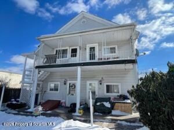 906 Capouse Avenue, Scranton, PA 18509