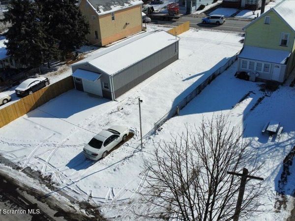 122 Spring Street, Wilkes-Barre, PA 18702