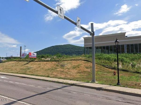 819 Hunter Highway, Tunkhannock, PA 18657