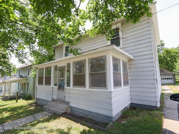 16 Maple Street, Catskill, NY 12414