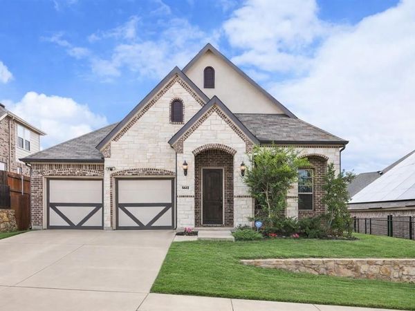 6612 Woodmere Court , Denton, TX 76226