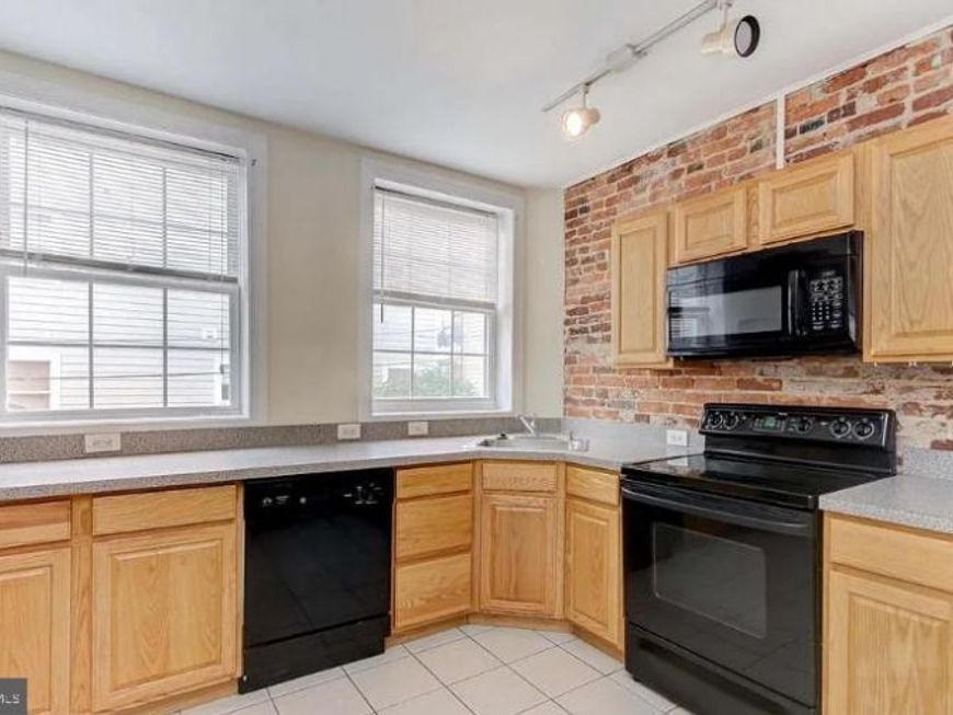 1016 S Baylis Street, Baltimore, MD 21224 Main Photo