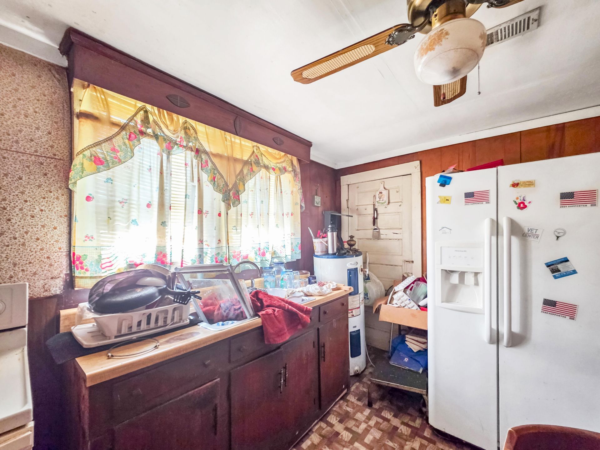 1655 Irvin Street Photo 9