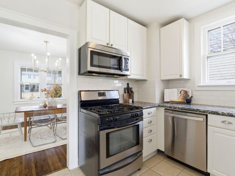 459 E Tulane Road, Columbus, OH 43202 Photo 14