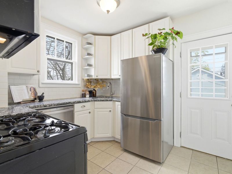 459 E Tulane Road, Columbus, OH 43202 Photo 16