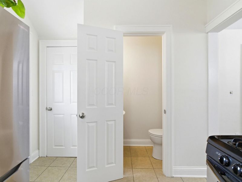 459 E Tulane Road, Columbus, OH 43202 Photo 17