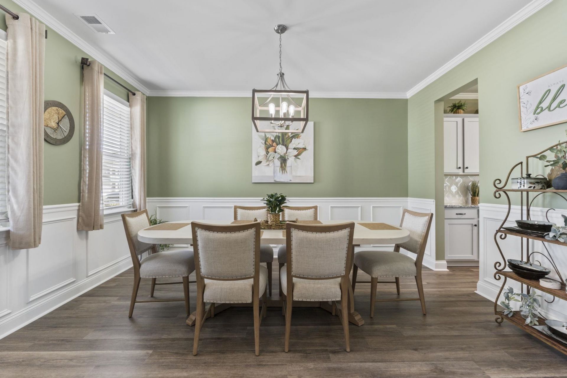 4065 Rutherford Ct. Photo 4