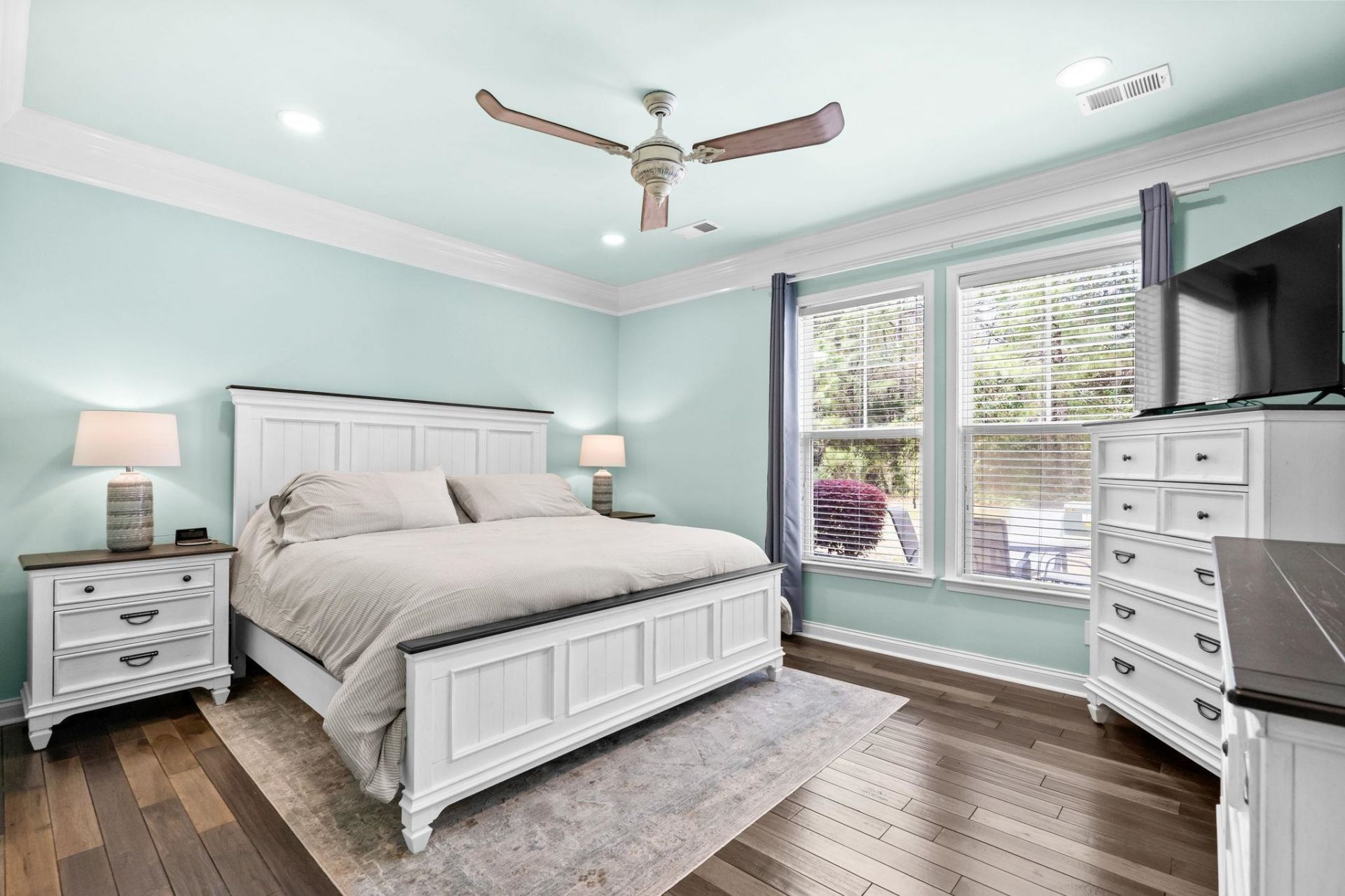 6244 Catalina Dr. Photo 16