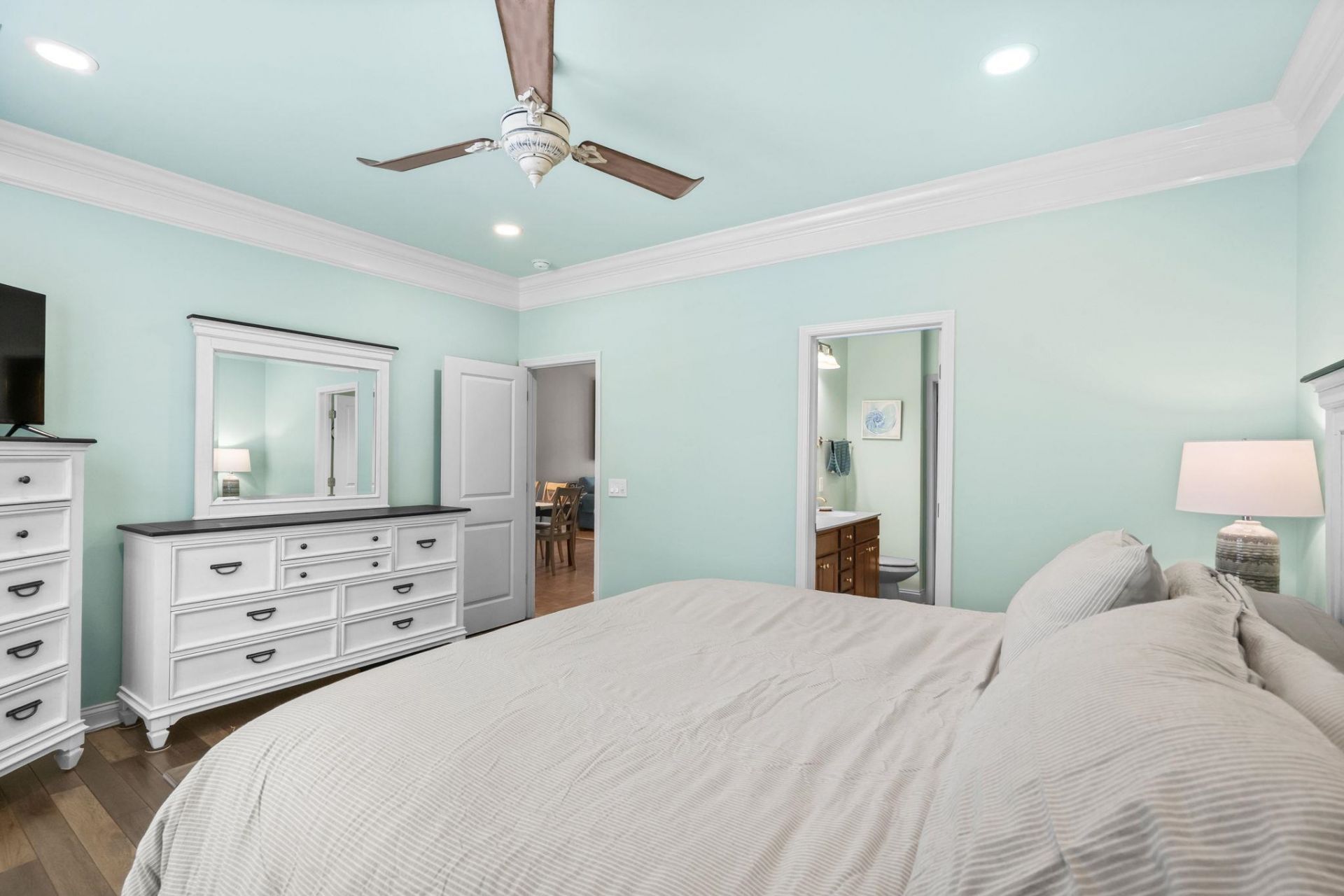 6244 Catalina Dr. Photo 18