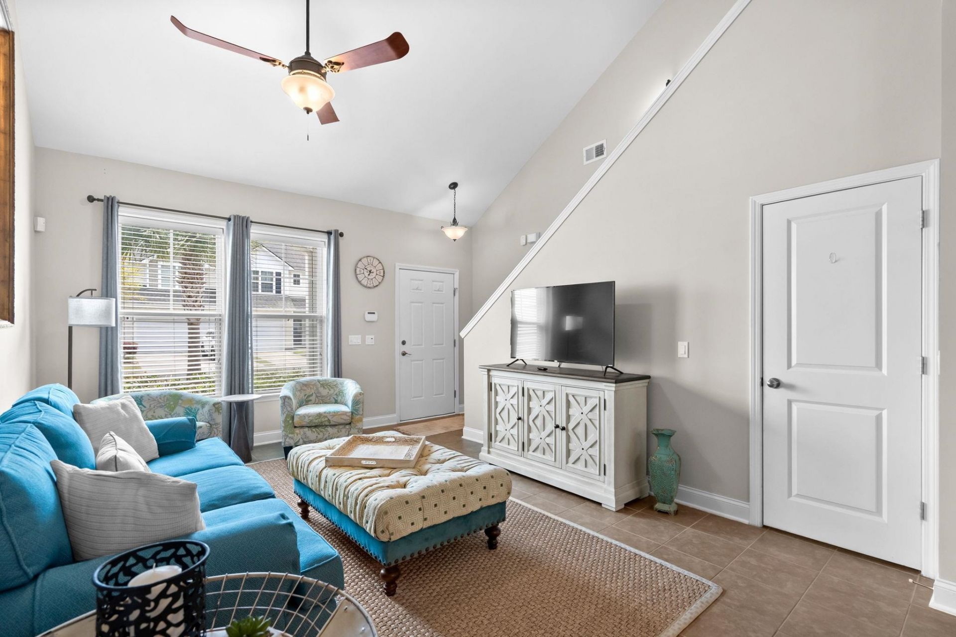 6244 Catalina Dr. Photo 7