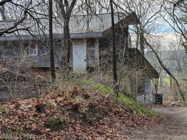 12776 Buno Road, Brighton Twp, MI 48380